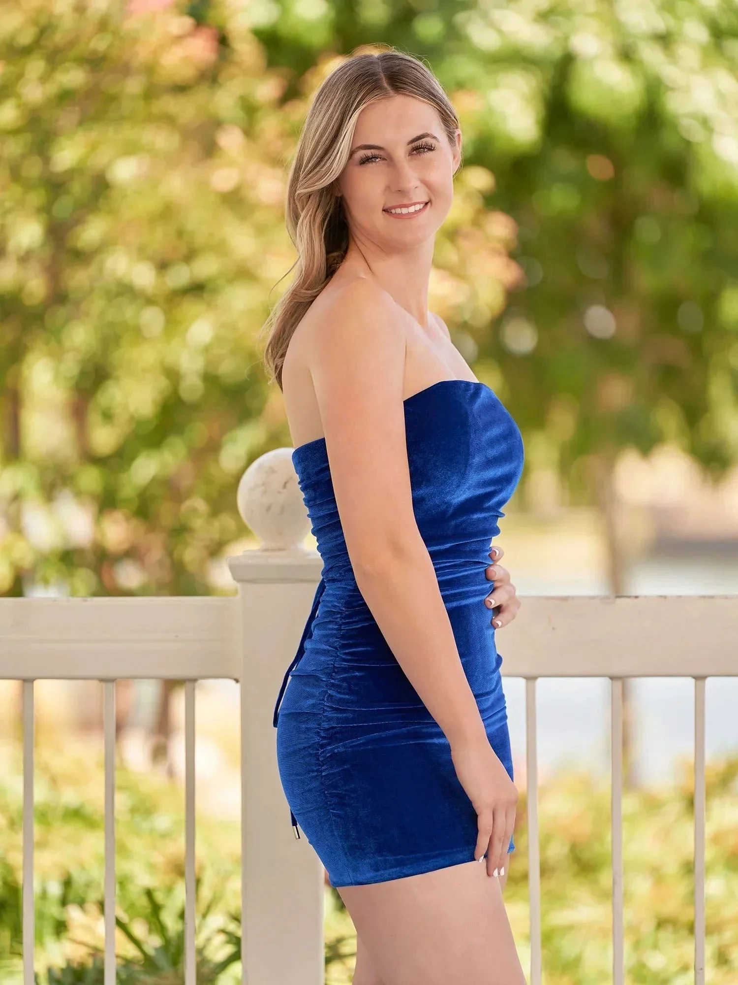 Bodycon Strapless Royal Blue Velvet Homecoming Dresses - Image 4