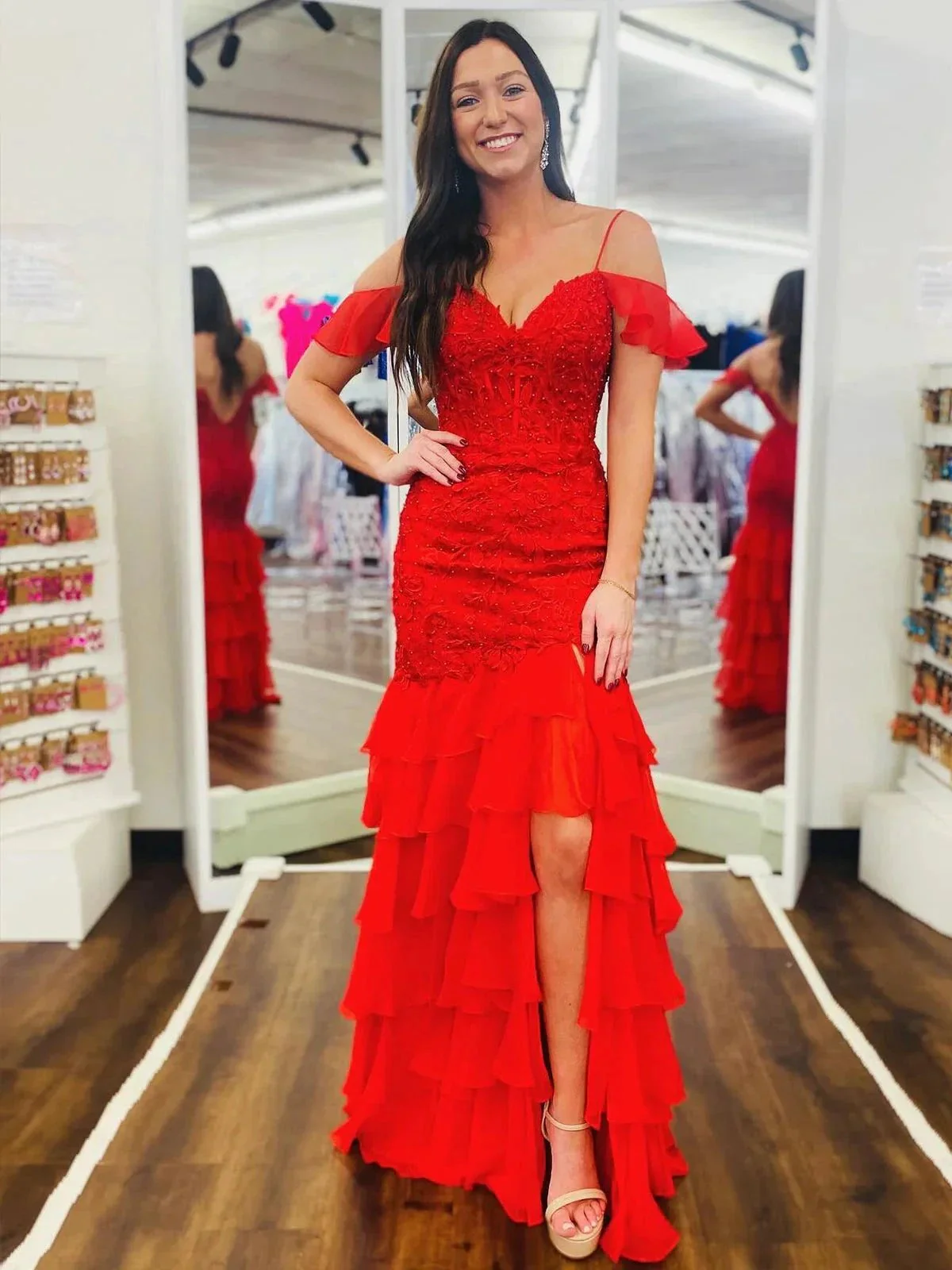 Kalel | Mermaid Cold Sleeves Red Lace Ruffle Prom Dress - Image 3