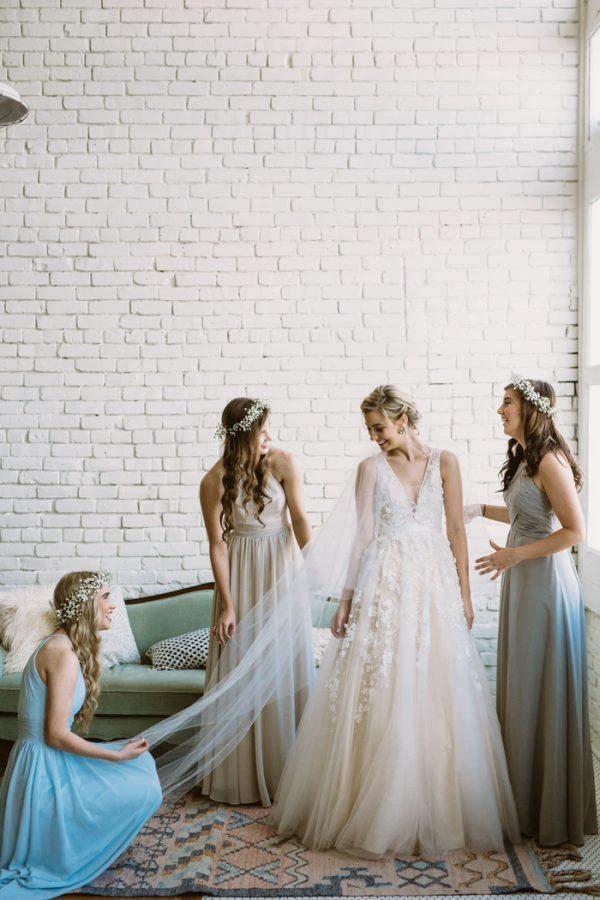 Lace Applique Ivory Wedding Dresses V Neck Beach Wedding Dress   WD292 - Image 2