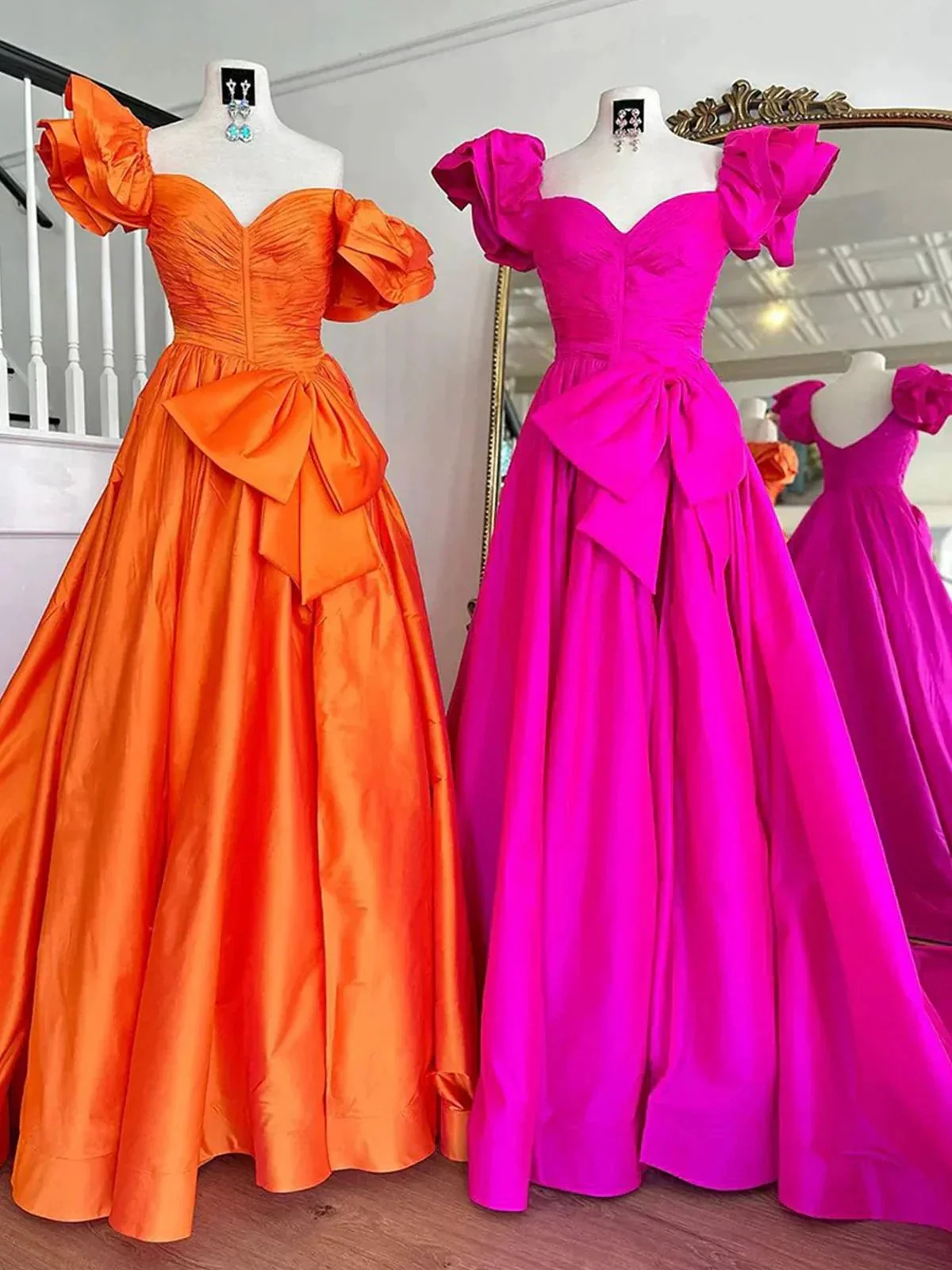 Lael | Orange Sweetheart Pleated A-Line Prom Dress With Bow - Image 8