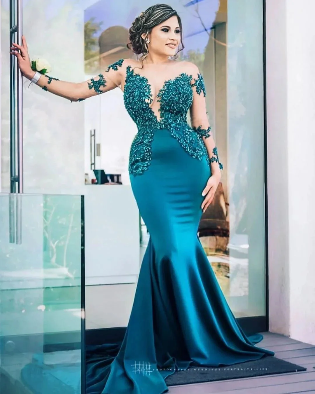 Latest Long Mermaid Jewel Satin Prom Dress with Sleeves - Image 4