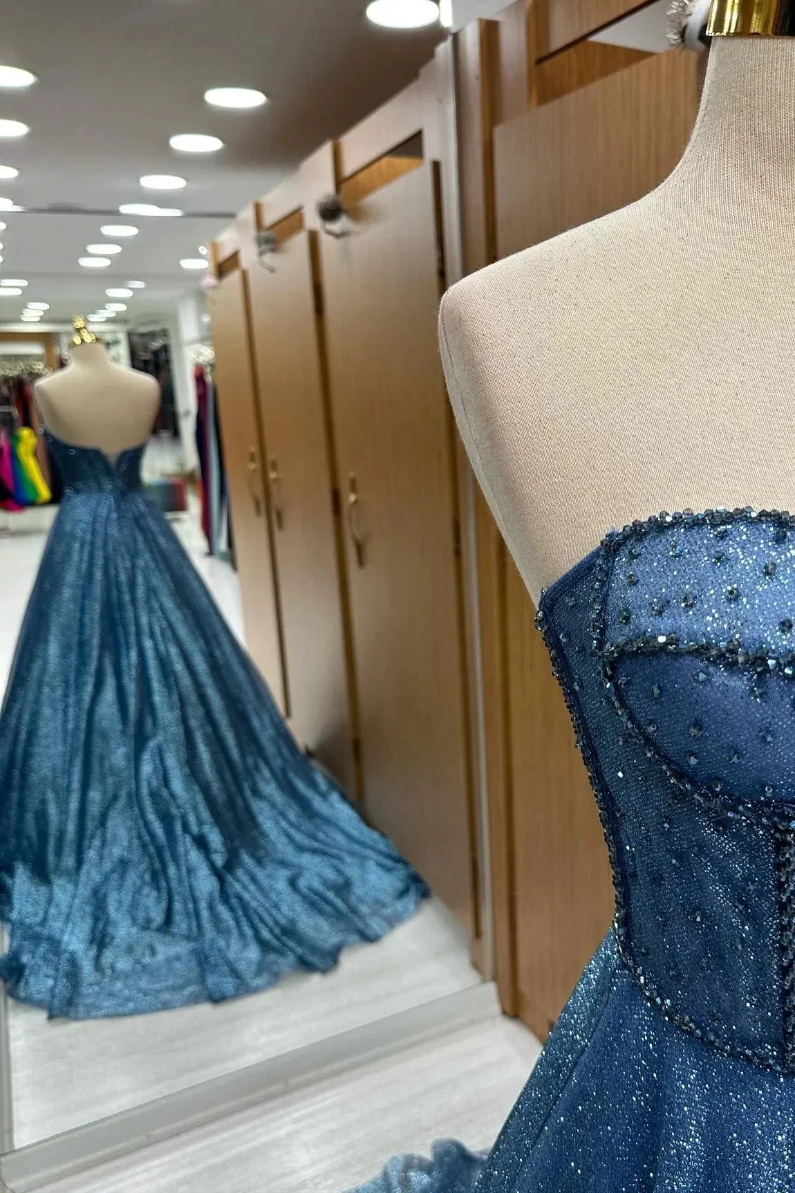 Leon | Navy Blue Sequin Beaded Sweetheart A-Line Long Prom Dress - Image 4