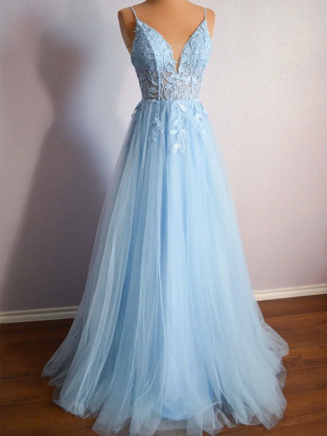 Cynthia | Light Blue V Neck Lace-Up Appliques Tulle Long Prom Dress - Image 7