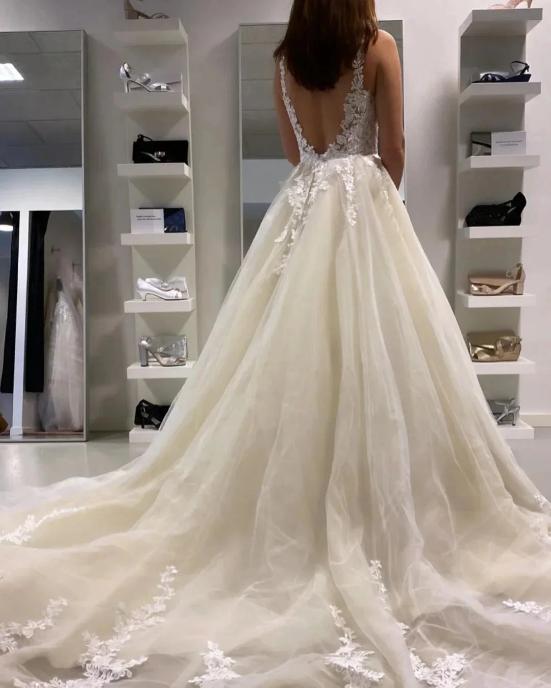 Long A-Line Appliques Lace Tulle Ruffles Backless Wedding Dress - Image 3