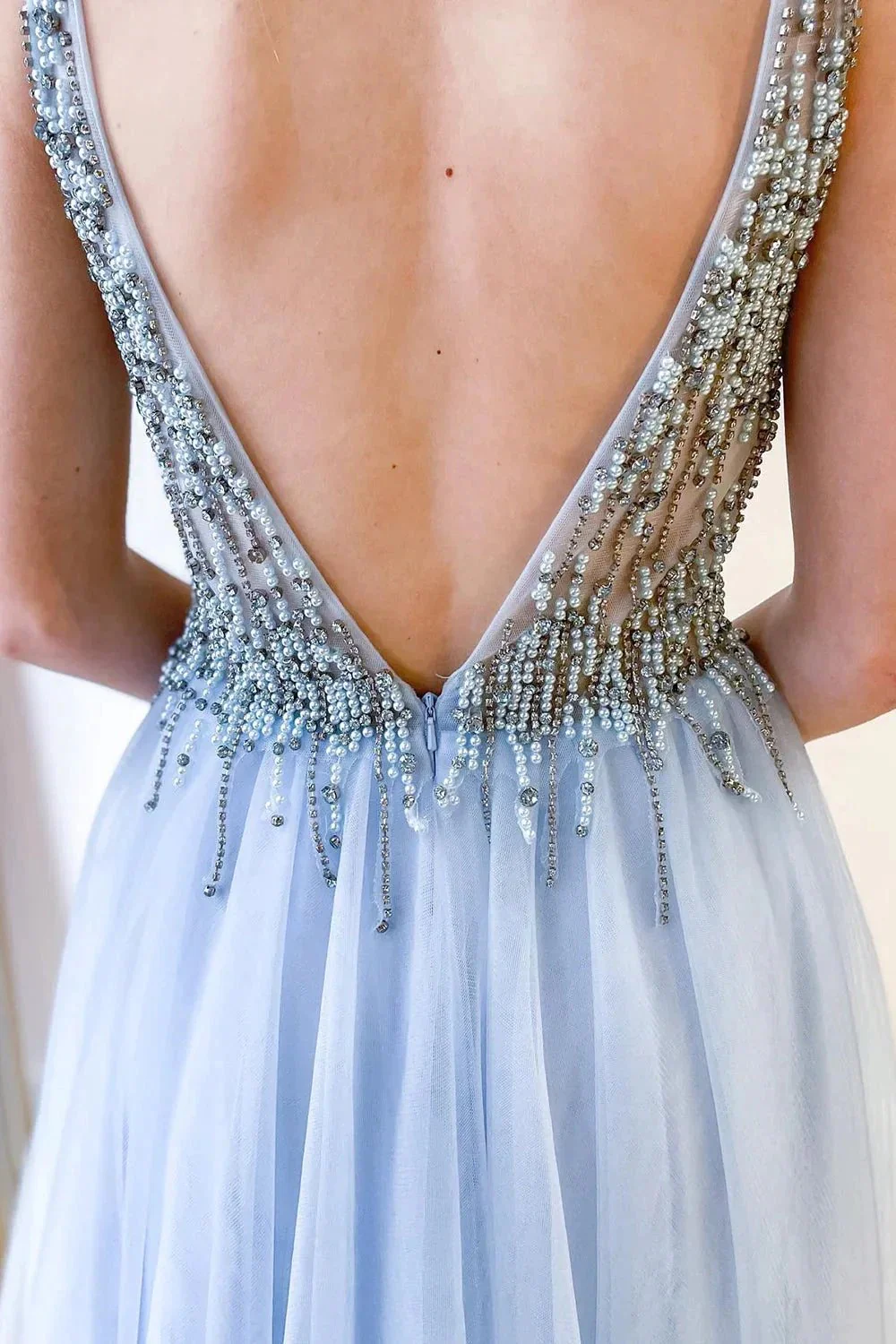 Long A-line Deep V-neck Beading Tulle Open Back Prom Dress With Slit - Image 2
