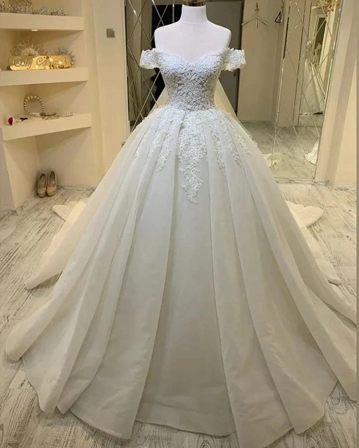 Long A-Line Sweetheart Off-the-Shoulder Appliques Lace Ruffles Wedding Dress - Image 2