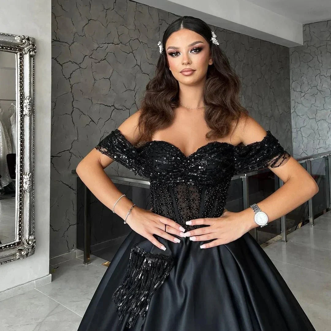 Long A-line Sweetheart Off the Shoulder Satin Black Formal Prom Dresses with Lace - Image 2