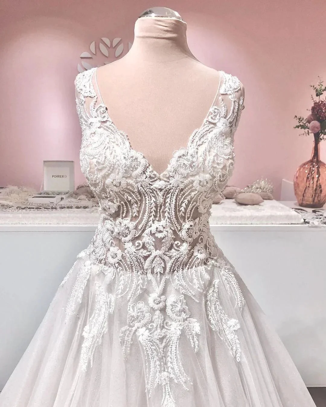 Long A-line V-neck Appliques Lace Backless Tulle Ruffles Wedding Dress - Image 3