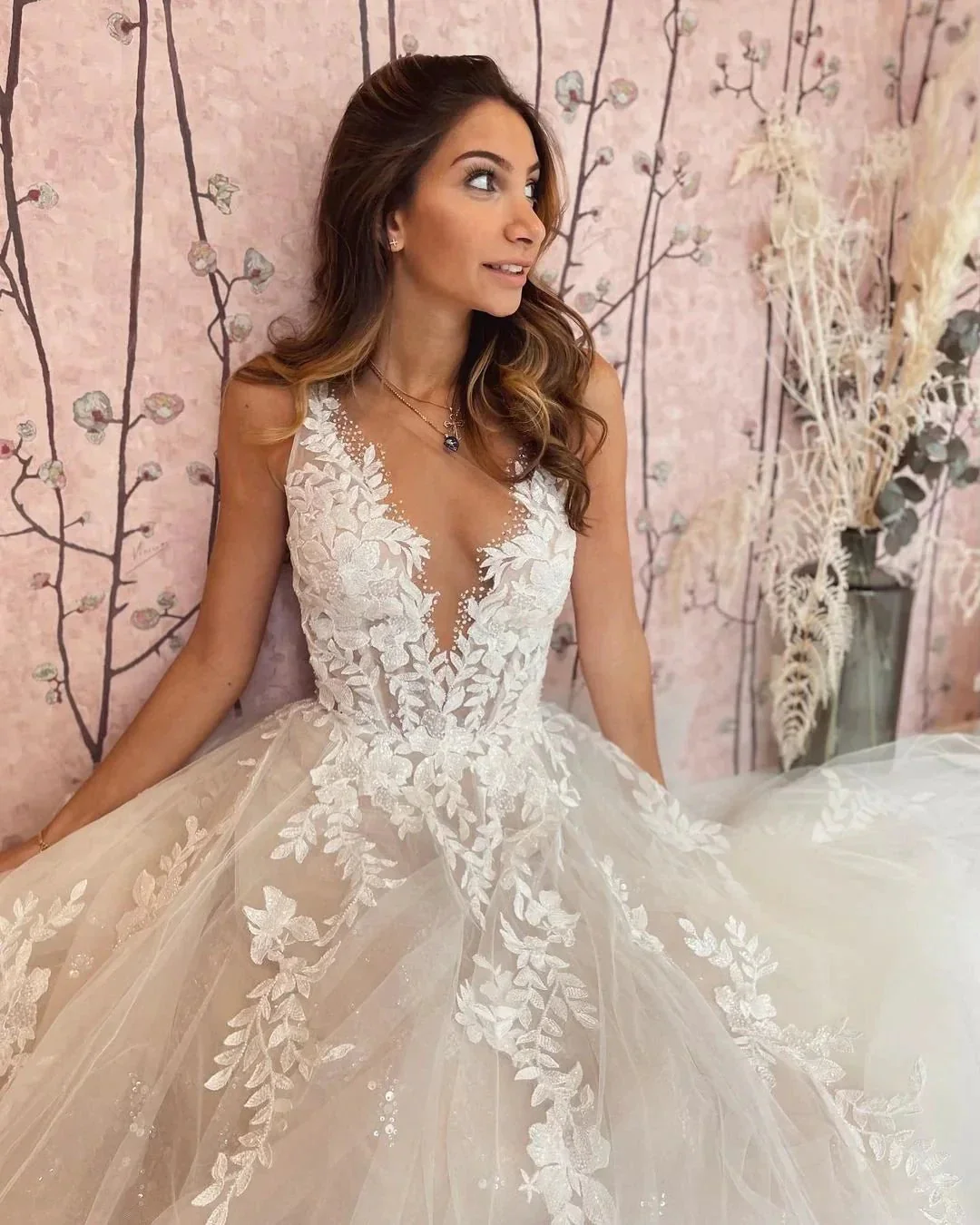 Long A-Line V-neck Appliques Lace Tulle Backless Wedding Dress - Image 6