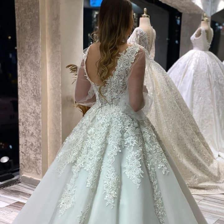 Long A-Line V-neck Appliques Lace Tulle Wedding Dress With Puffy Long Sleeves - Image 3