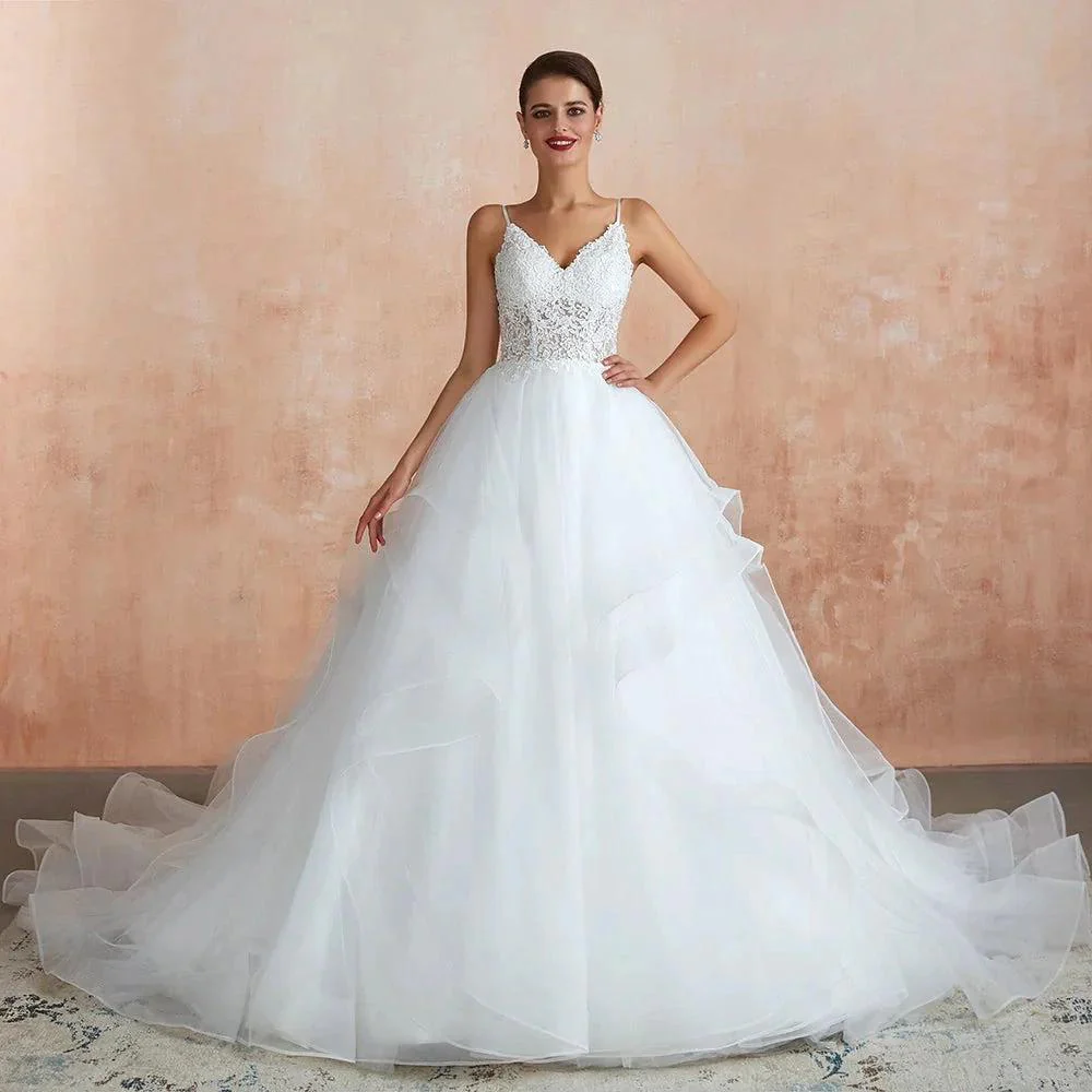 Long A-line V-neck Appliques Tulle Wedding Dress - Image 3