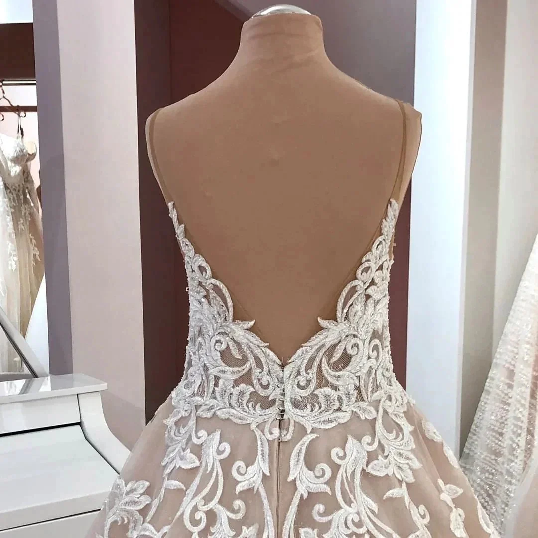 Long A-Line V-neck Spaghetti Straps Backless Appliques Lace Tulle Wedding Dress - Image 4
