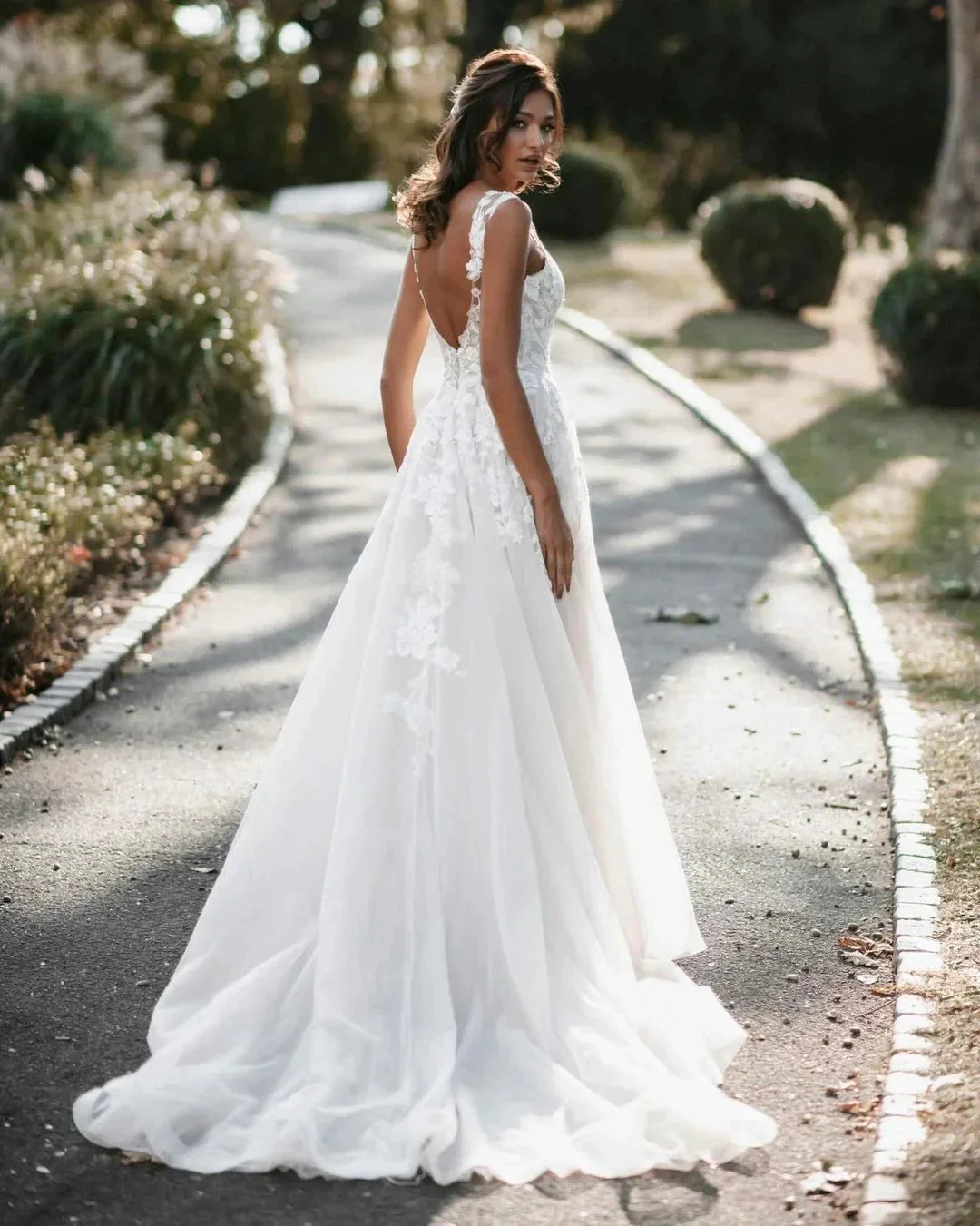 Long A-line V-neck Tulle Backless Lace Wedding Dress - Image 2