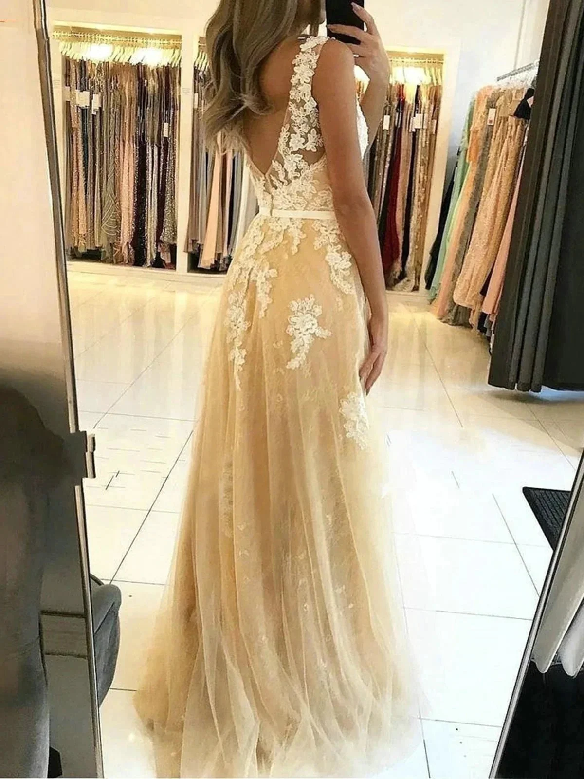 Long A-line v-neck Tulle Lace Prom Dress Champagne Backless Formal Graduation Evening Dresses - Image 2