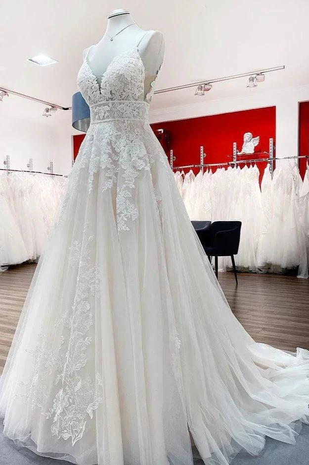 Long A-line V-neck Tulle Sleeveless Appliques Lace Backless Wedding Dress - Image 3
