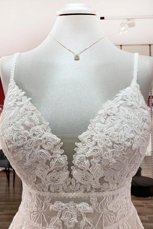 Long A-line V-neck Tulle Sleeveless Appliques Lace Backless Wedding Dress - Image 4