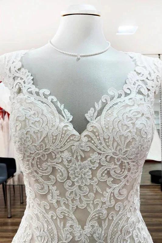 Long Mermaid Lace Sweetheart Open Back Wedding Dress with Appliques Lace - Image 4