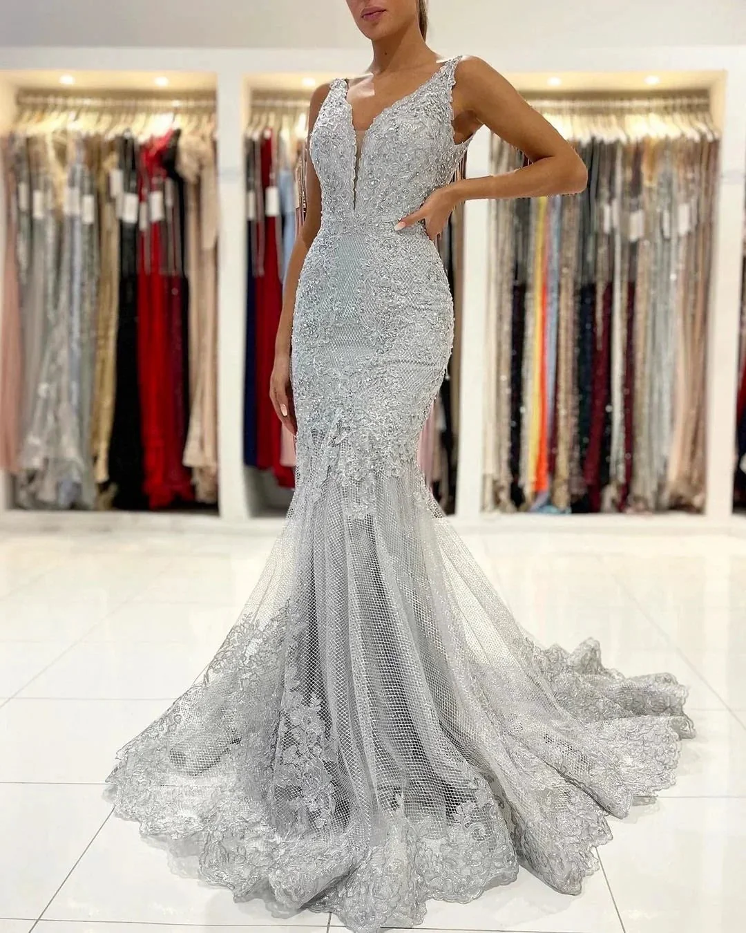 Long Mermaid Open Back V-neck Tulle Lace Prom Dress - Image 3
