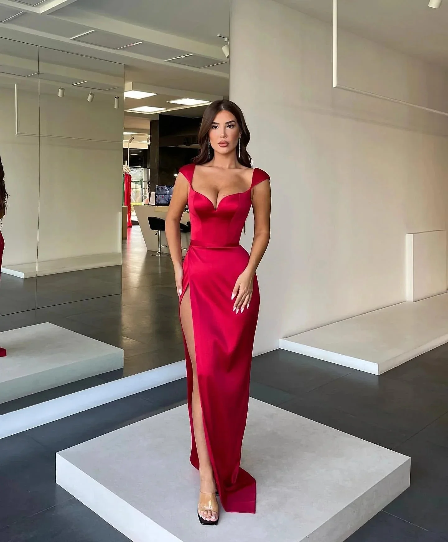 Long Mermaid Sweetheart Satin Prom Dress with Split - Image 3