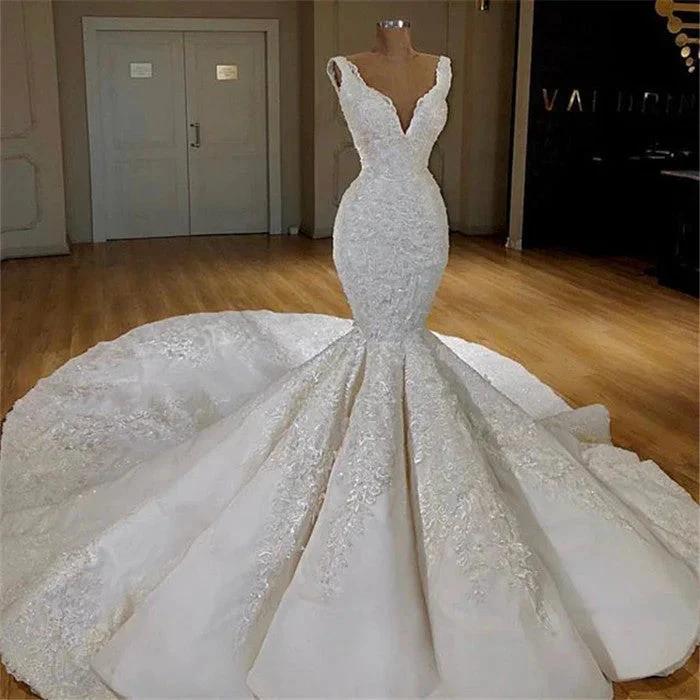 Long Mermaid V-neck Lace Wedding Dress - Image 2