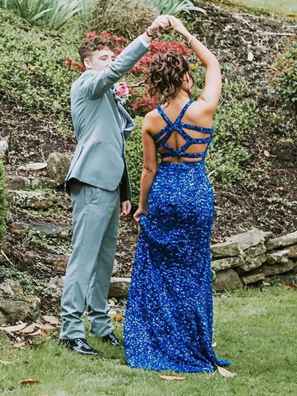 Long Mermaid V-neck Sequined Backless Prom Dress with Slit Blue Formal Evening Gowns - Image 2