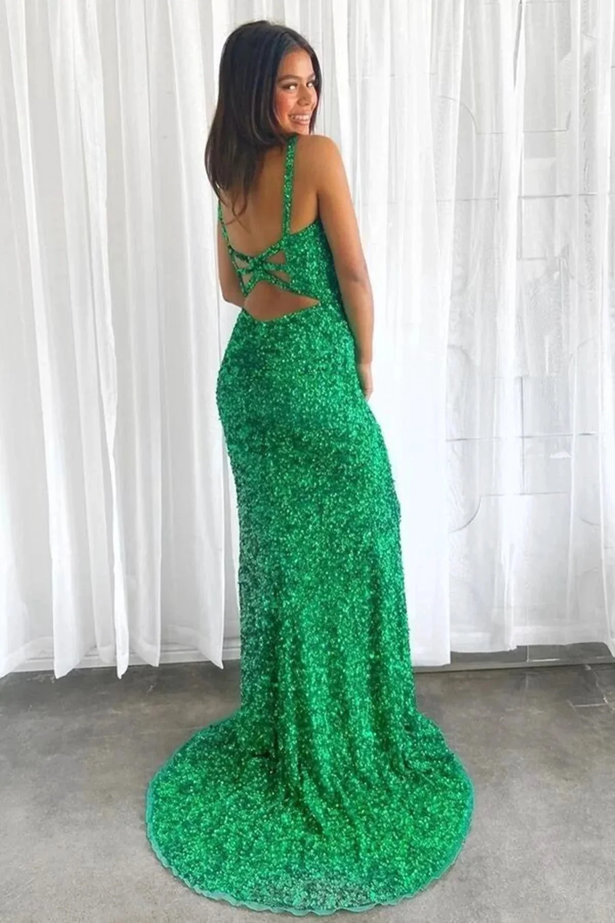 Long Mermaid V-neck Sequins Backless Prom Dress with Slit Green Formal Evening Gowns - Image 2
