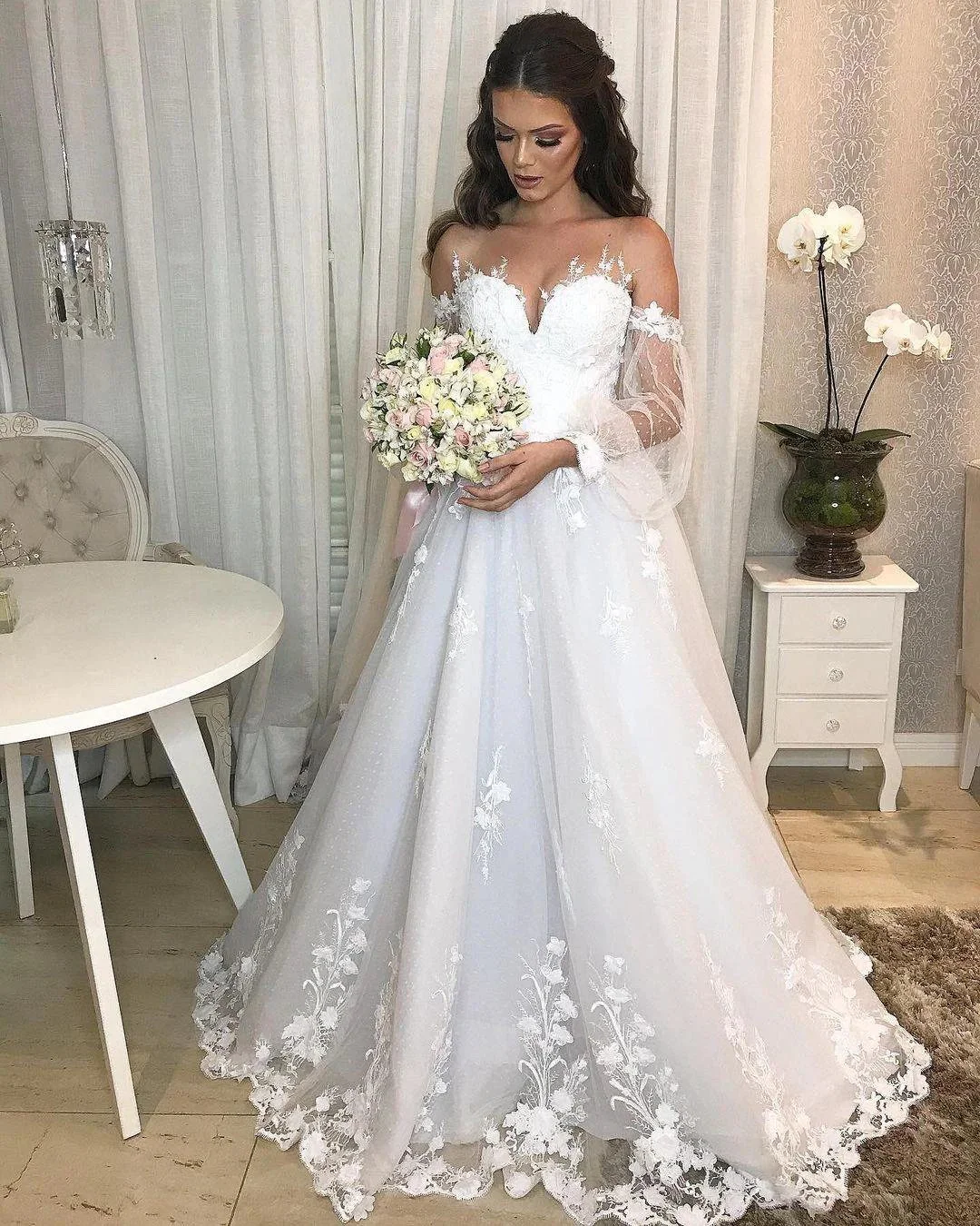 Long Princess Off-the-shoulder Tulle Wedding Dress with Bubble Sleeves - Image 2