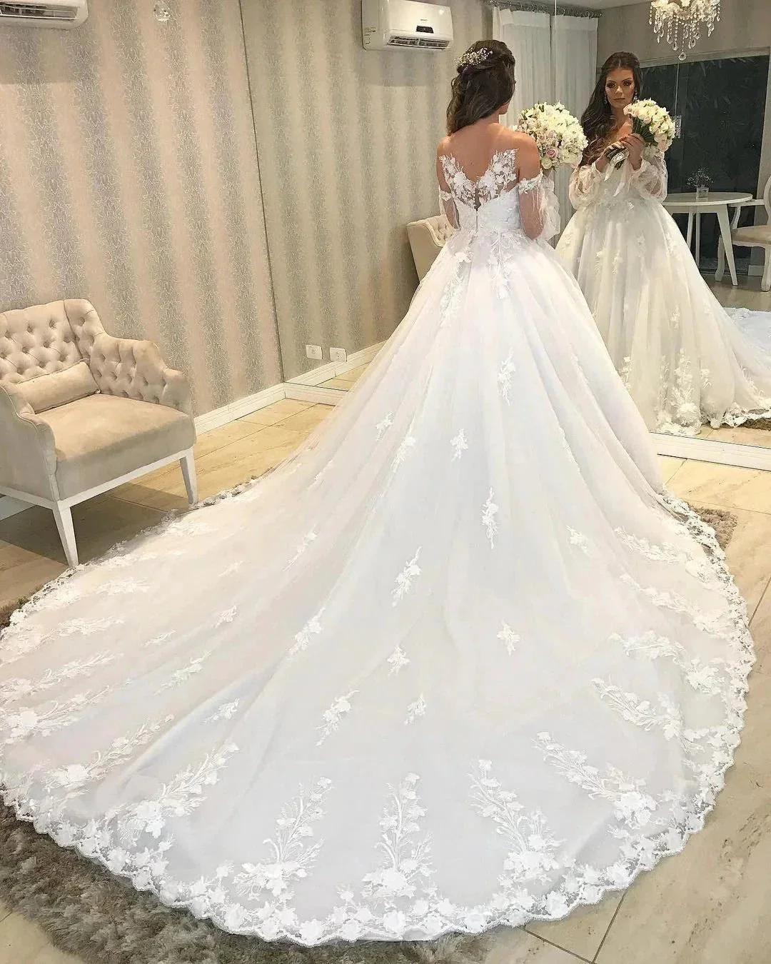 Long Princess Off-the-shoulder Tulle Wedding Dress with Bubble Sleeves - Image 5