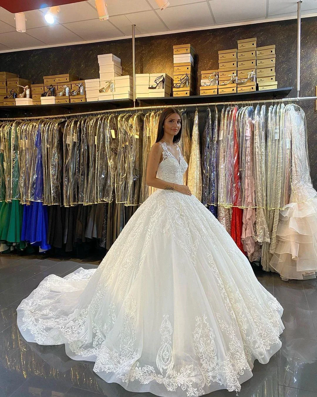 Long Princess V-neck Appliques Lace Backless Wedding Dress - Image 2