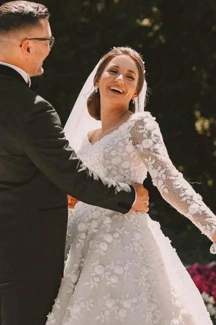 Long sleeves Lace round neck Ball gown Wedding Dress - Image 3