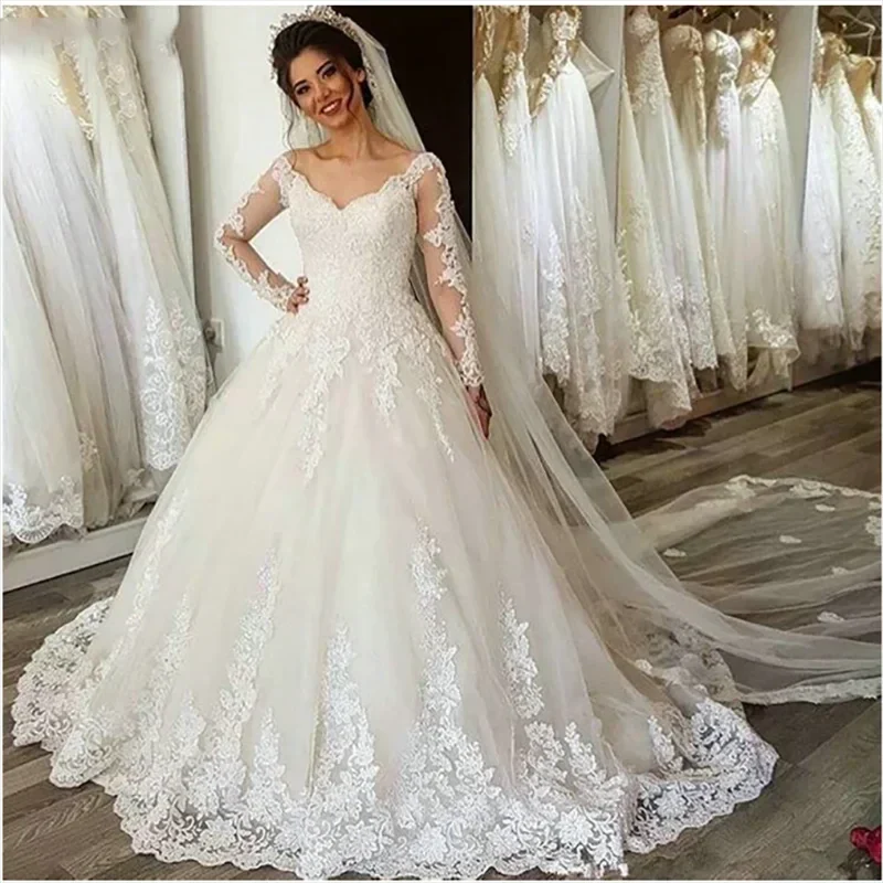 Long Sleeves Plus Size Wedding Dress Vestido de Noiva Bride Dress Robe Mariage V Neck Lace Appliques Lace Up Bridal Gowns - Image 3