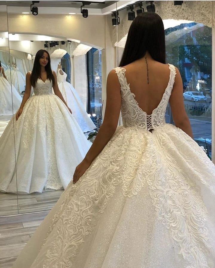 Long Sweetheart Backless Appliques Lace Sequins Ball Gown Wedding Dress - Image 4