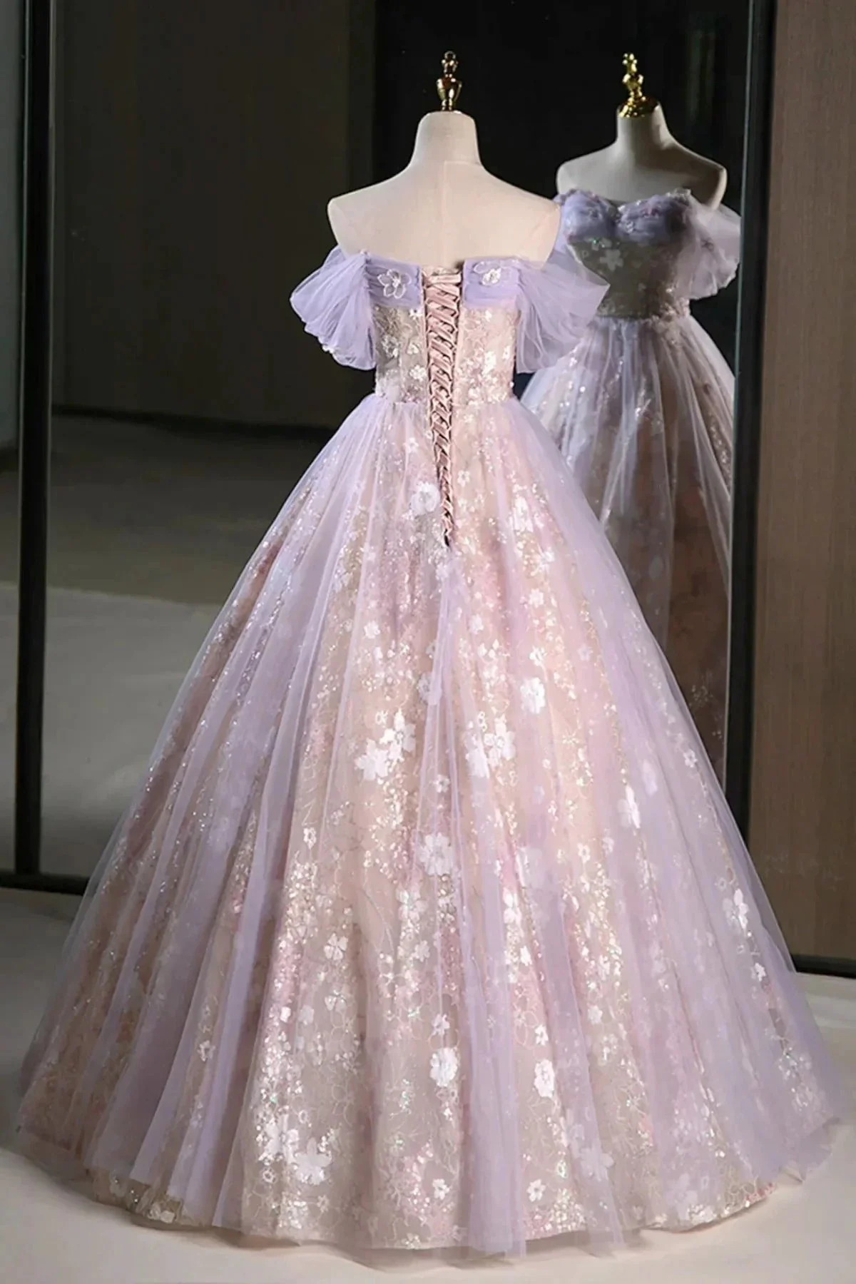 Lucasta | Lilac Off The Shoulder Tulle A Line Prom Dress With Appliques - Image 2