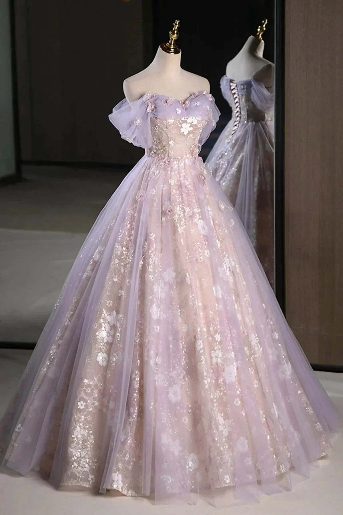 Lucasta | Lilac Off The Shoulder Tulle A Line Prom Dress With Appliques - Image 3
