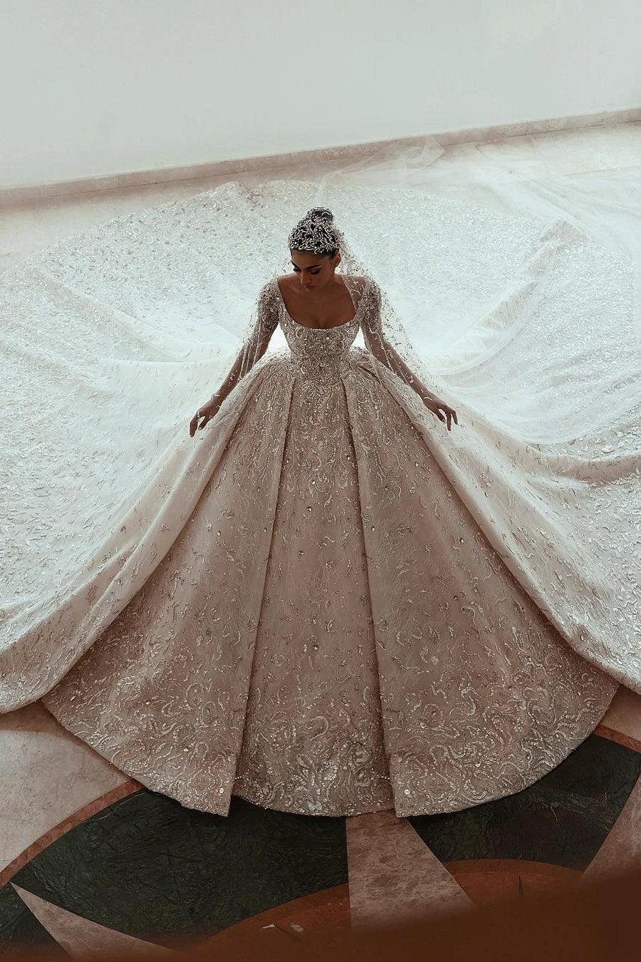 Luxurious A-line Long Sleeves Lace Wedding Dress With Train - Image 4