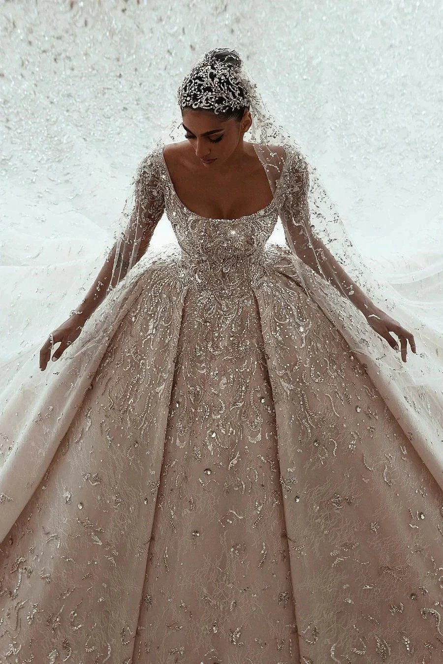 Luxurious A-line Long Sleeves Lace Wedding Dress With Train - Image 5