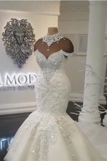 Gorgeous Crystals Mermaid Wedding Dress Off-the-Shoulder Appliques Bridal Wears - Image 2
