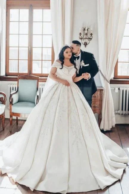 Luxurious Long White Off-the-shoulder A-line Satin Wedding Dress with Lace - Image 6