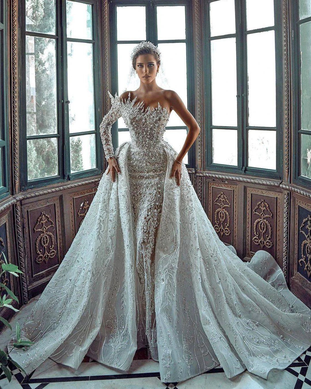 Luxurious Long White One Shoulder A-line Beading Pearls Long Sleeve Weeding Dress With Train - Image 3