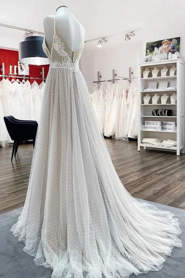Luxury Long A-line V-neck Tulle Open Back Lace Wedding Dress - Image 3