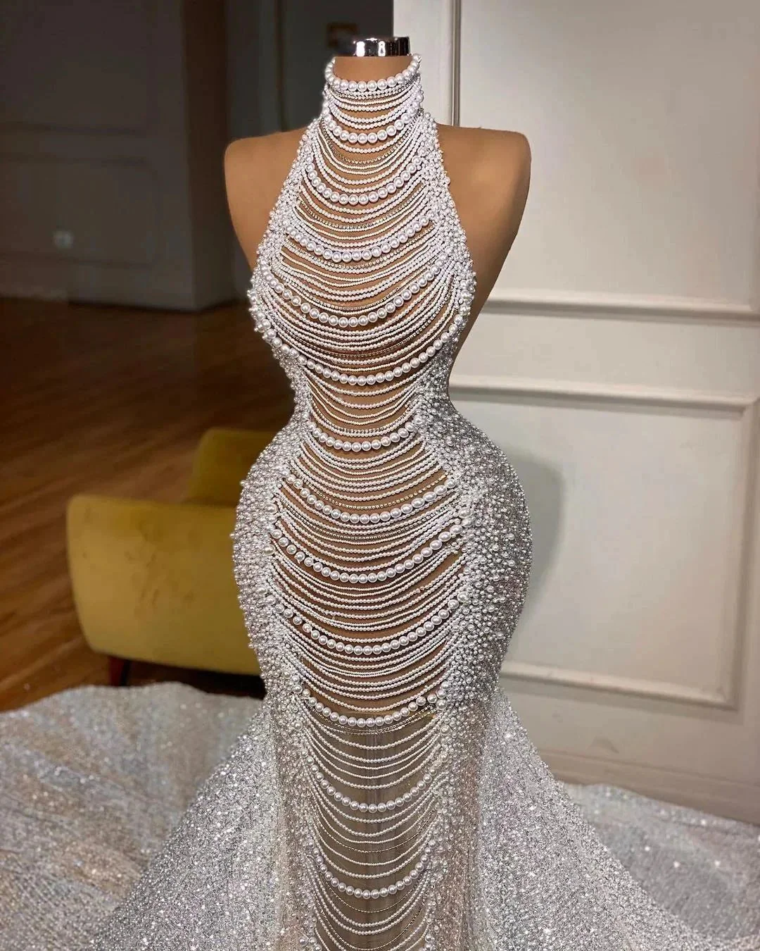 Luxury Long Mermaid Halter Beading Sleeveless Wedding Dress With Pearls - Image 2