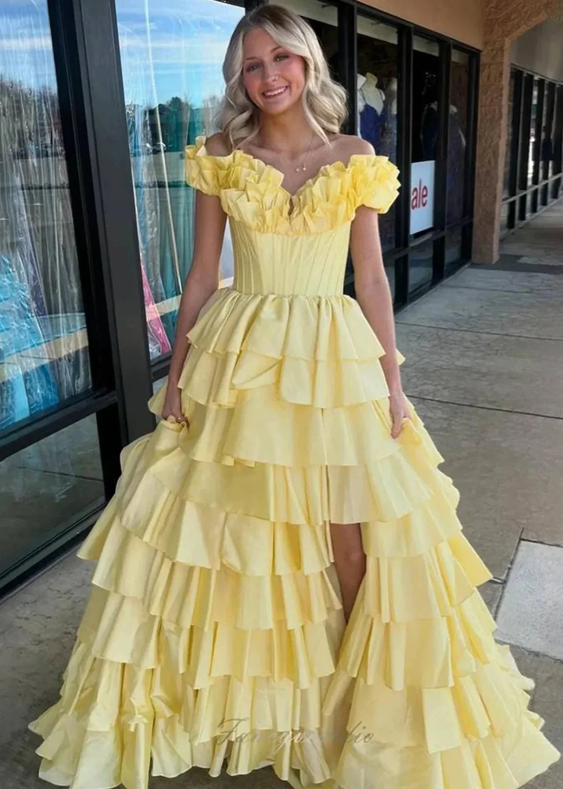Madelynn | Off-Shoulder Ruched A-Line Layered Satin Prom Dress with Slit - Image 5