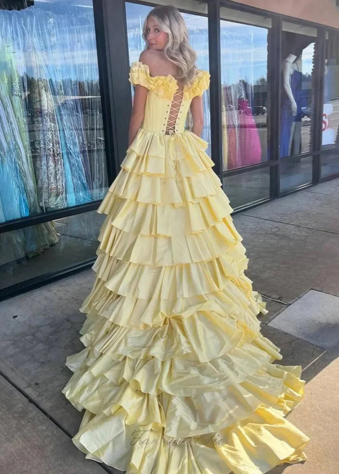 Madelynn | Off-Shoulder Ruched A-Line Layered Satin Prom Dress with Slit - Image 6