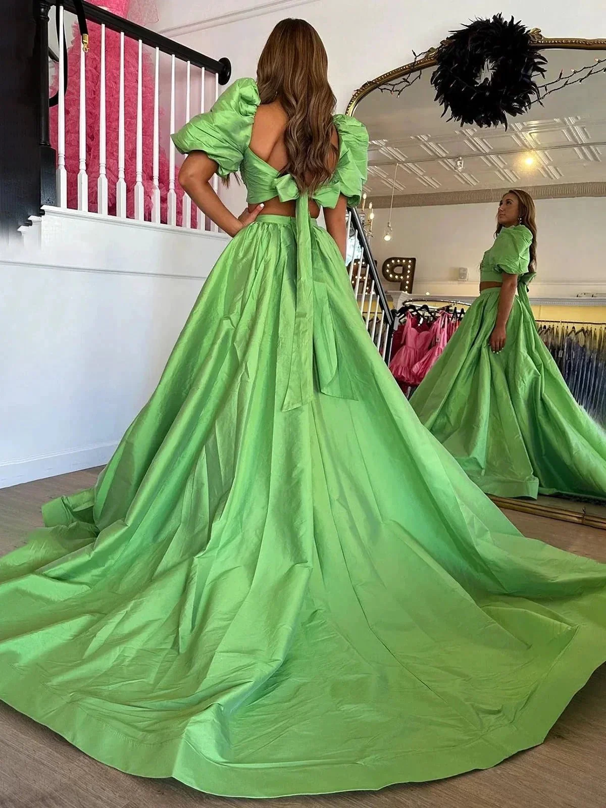 Makai | Green Two-Piece Puff Sleeves Satin Long Prom Dress With Split - Image 2