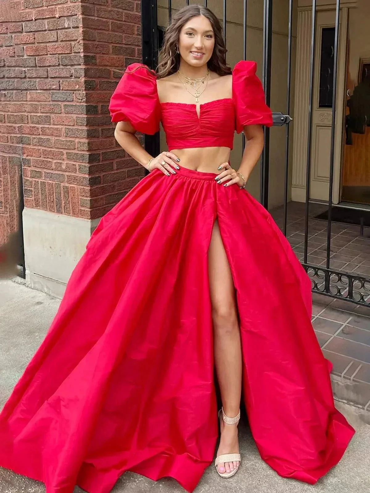 Makai | Green Two-Piece Puff Sleeves Satin Long Prom Dress With Split - Image 6