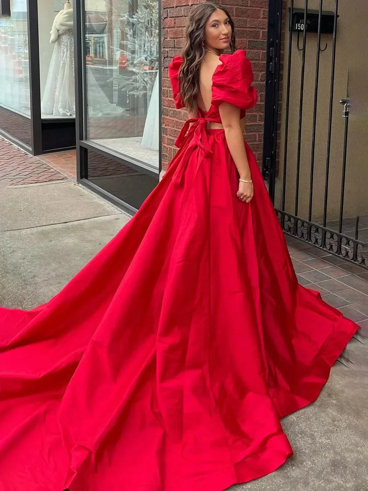 Makai | Green Two-Piece Puff Sleeves Satin Long Prom Dress With Split - Image 7