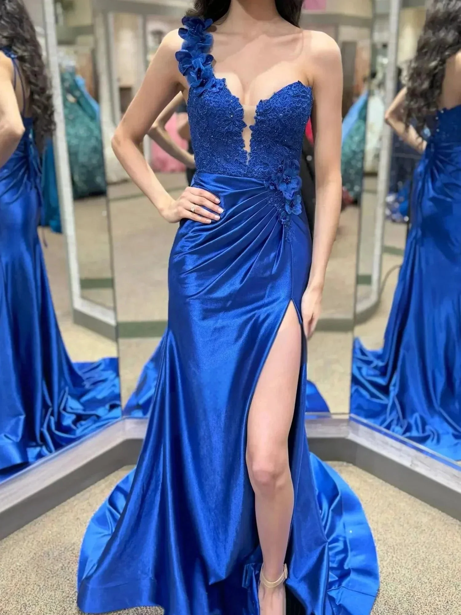 Mandel|Red One-Shoulder 3D Floral Lace Pleated Long Gown with Slit - Image 3