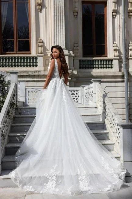 Mermaid Ball Gown Chiffon V-Neck Wedding Dress with Appliques - Image 2