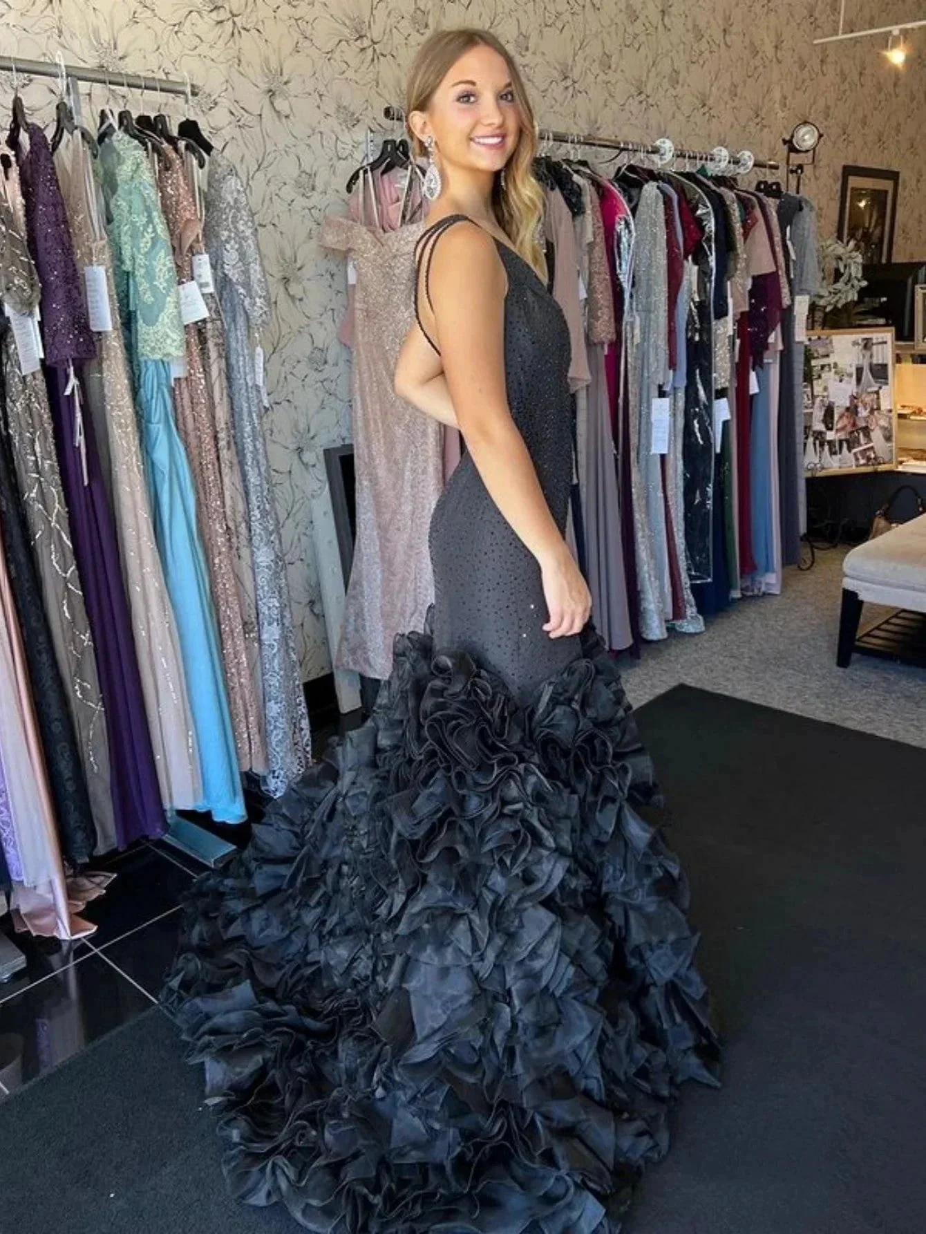 Mermaid Black One Shoulder Tiered Seqins Long Prom Dress - Image 3