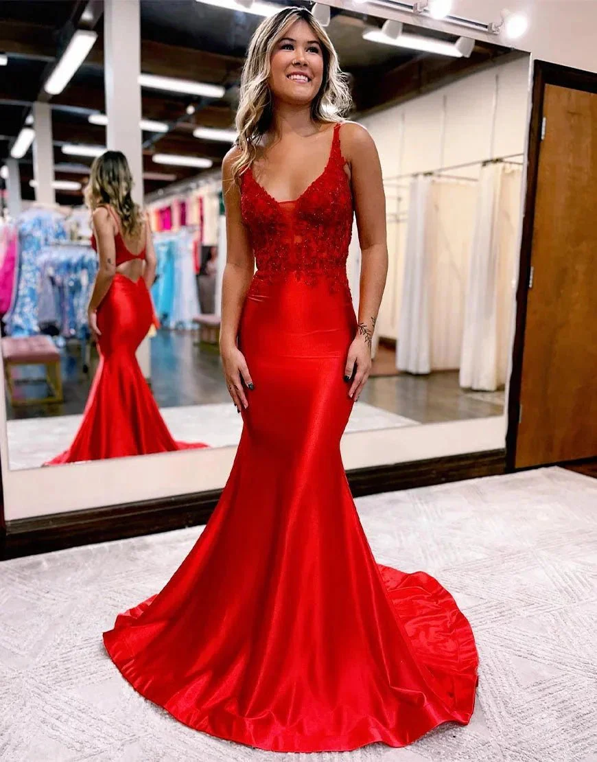 Leila |Mermaid Deep V Neck Satin Long Prom Dress with Appliques - Image 4